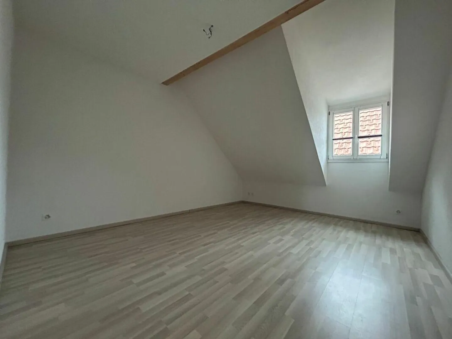 Wallbach / 3.5 Zimmer-Wohnung, DG A8 - Foto 5 von 10