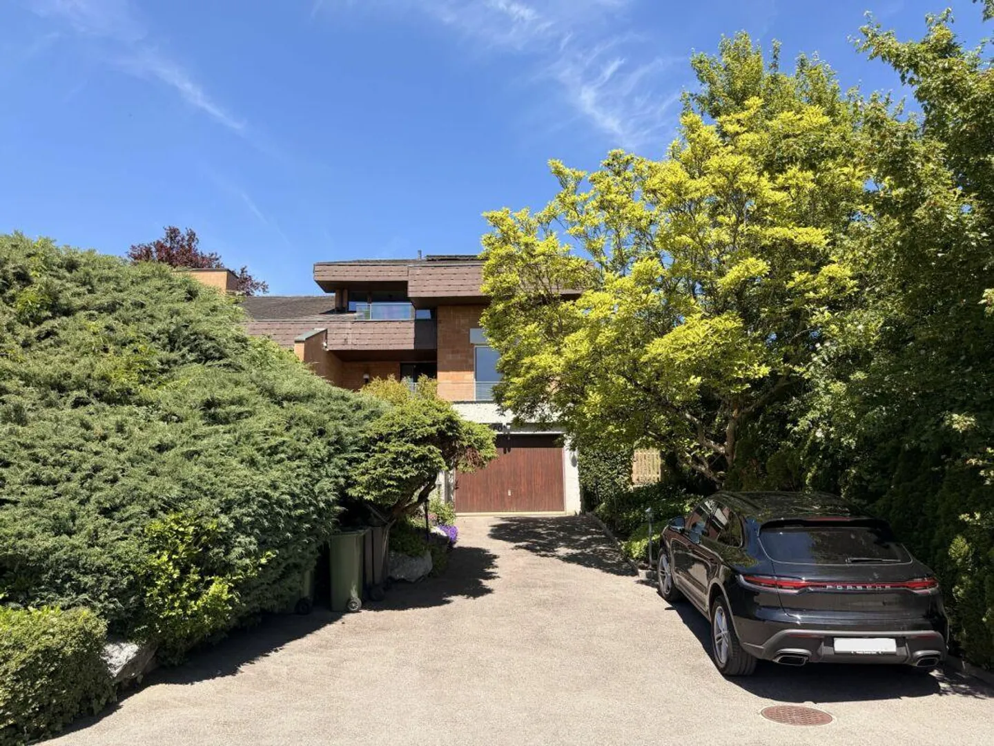 Exklusives Einfamilienhaus mit Pool - Foto 14 von 14