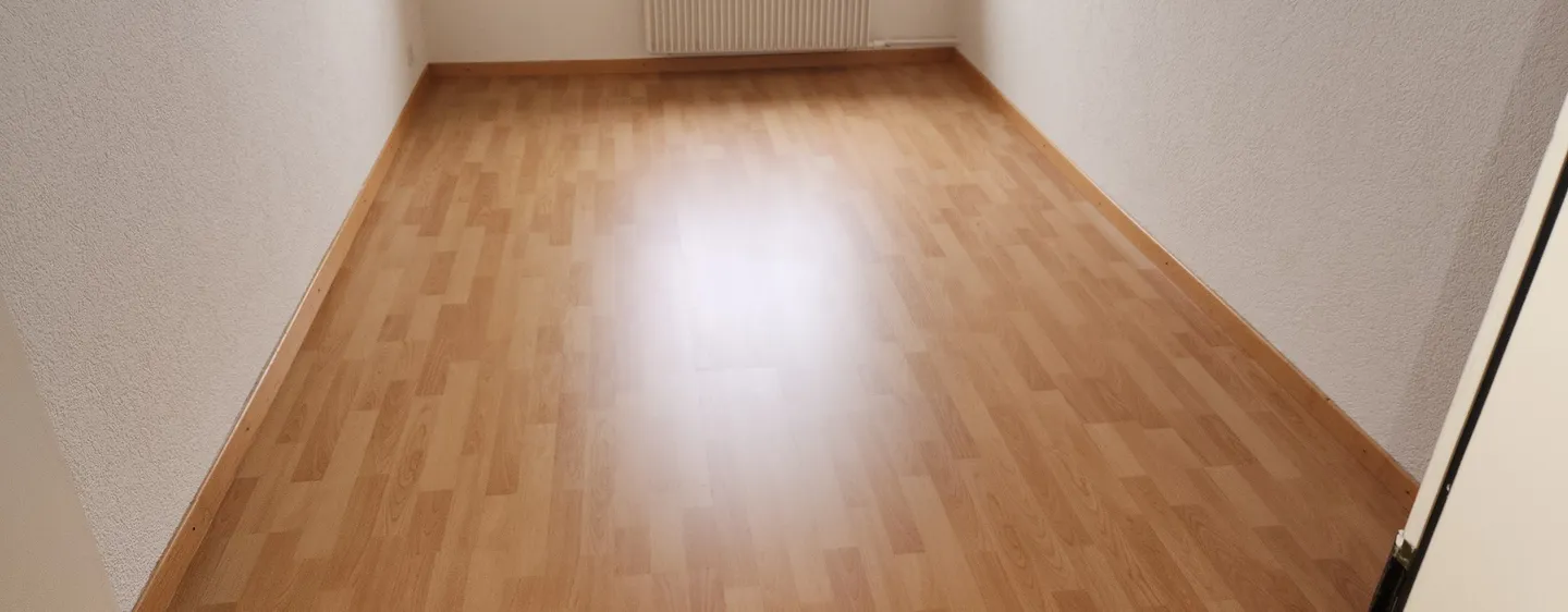 Apartment for rent - Photo 3 of 9