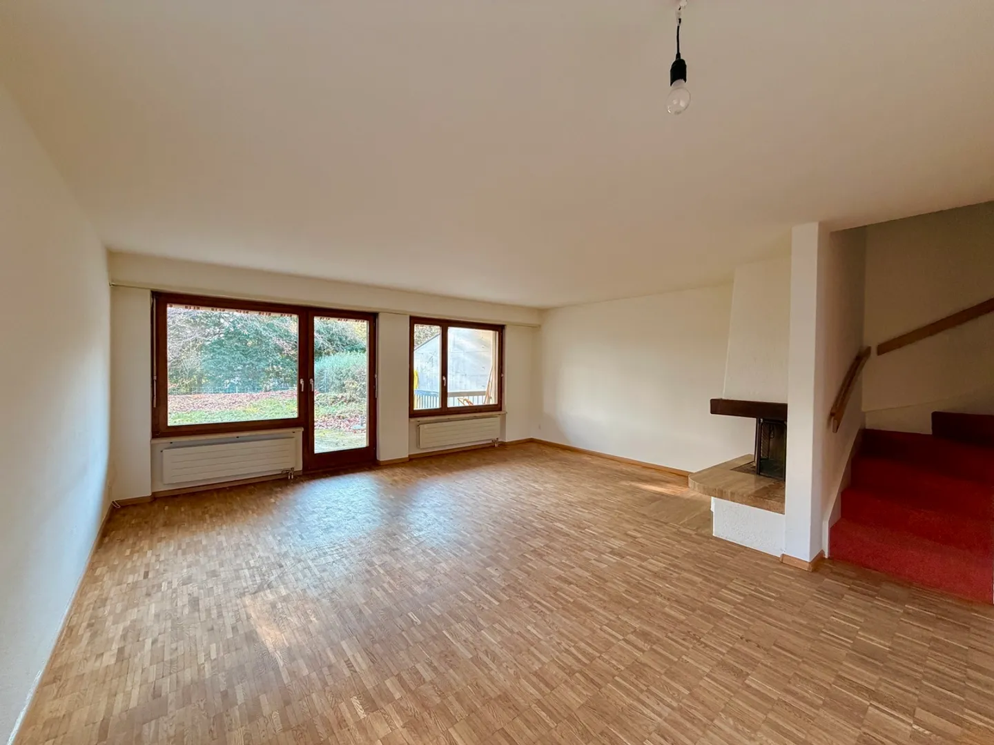 Toplage Arlesheim: Reiheneckhaus mit Cheminée und grossem Garten - Foto 3 von 14