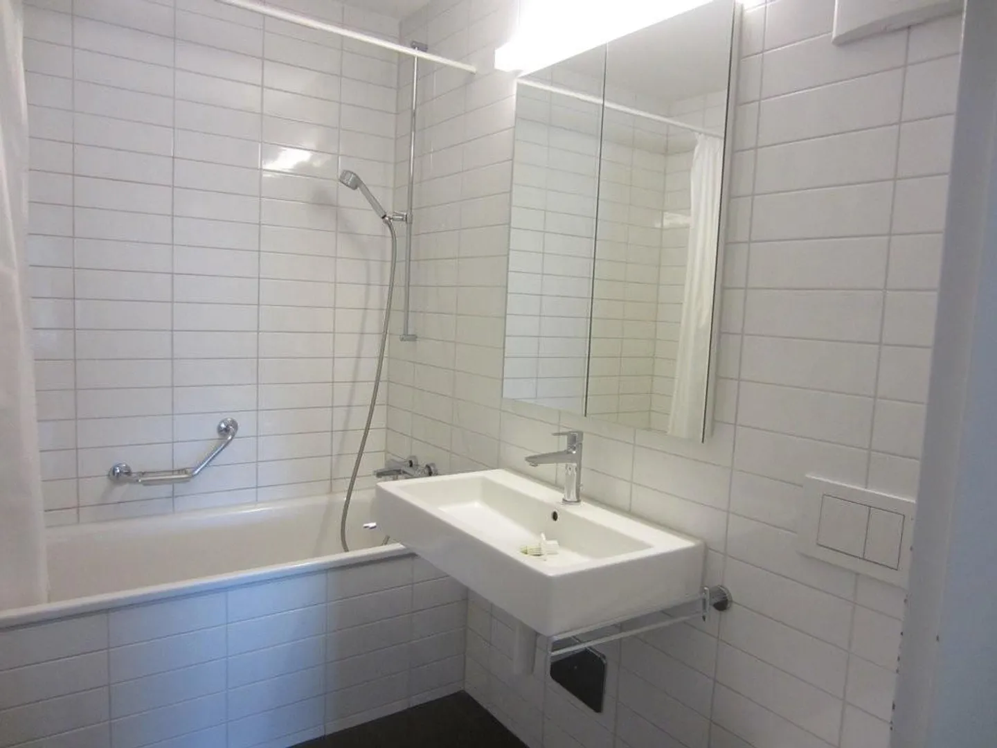 Bellissimo appartamento di 3.5 locali in affitto - Foto 8 di 8