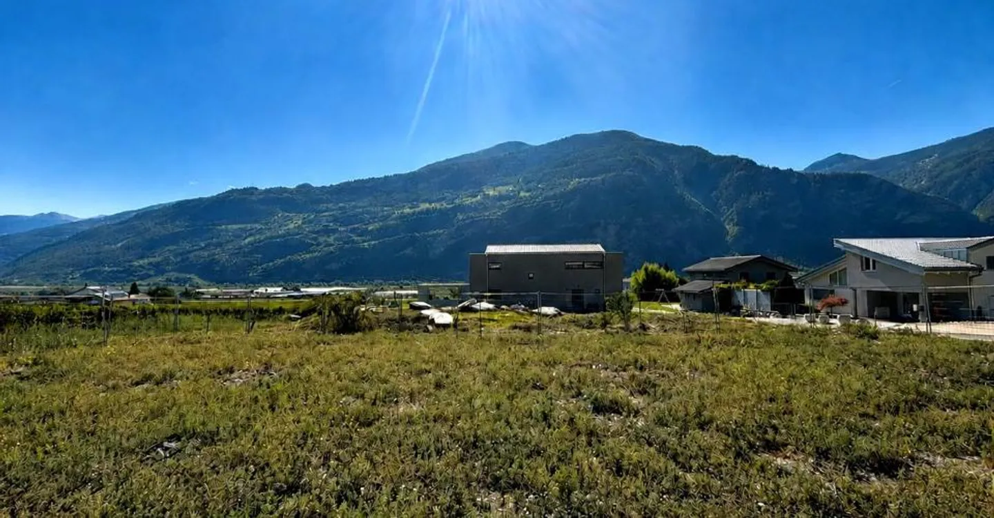 Your future villa in St-Pierre-de-Clages - Superb unobstructed view - Photo 4 of 4