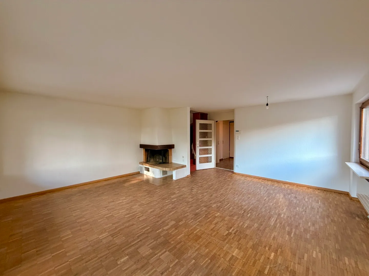 Toplage Arlesheim: Reiheneckhaus mit Cheminée und grossem Garten - Foto 6 von 14