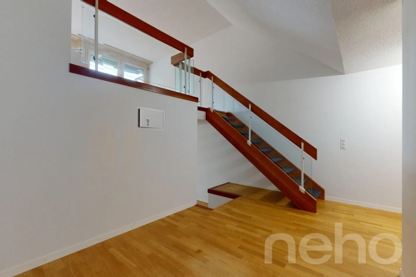 Appartement en duplex de 2,5 pièces à Birmensdorf - Waldegg - Photo 1 sur 13