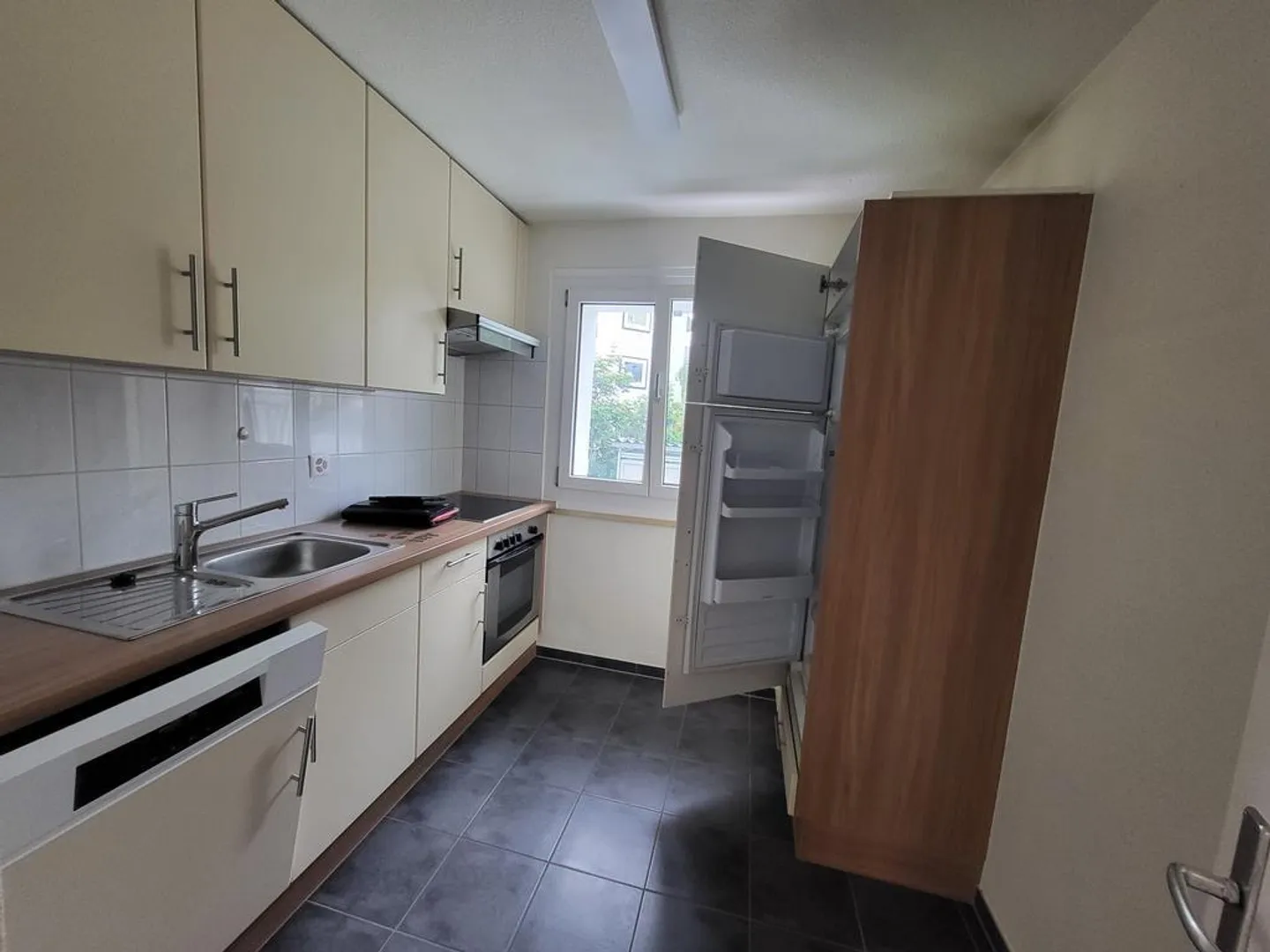 Appartement confortable près de la piscine - Photo 3 sur 8