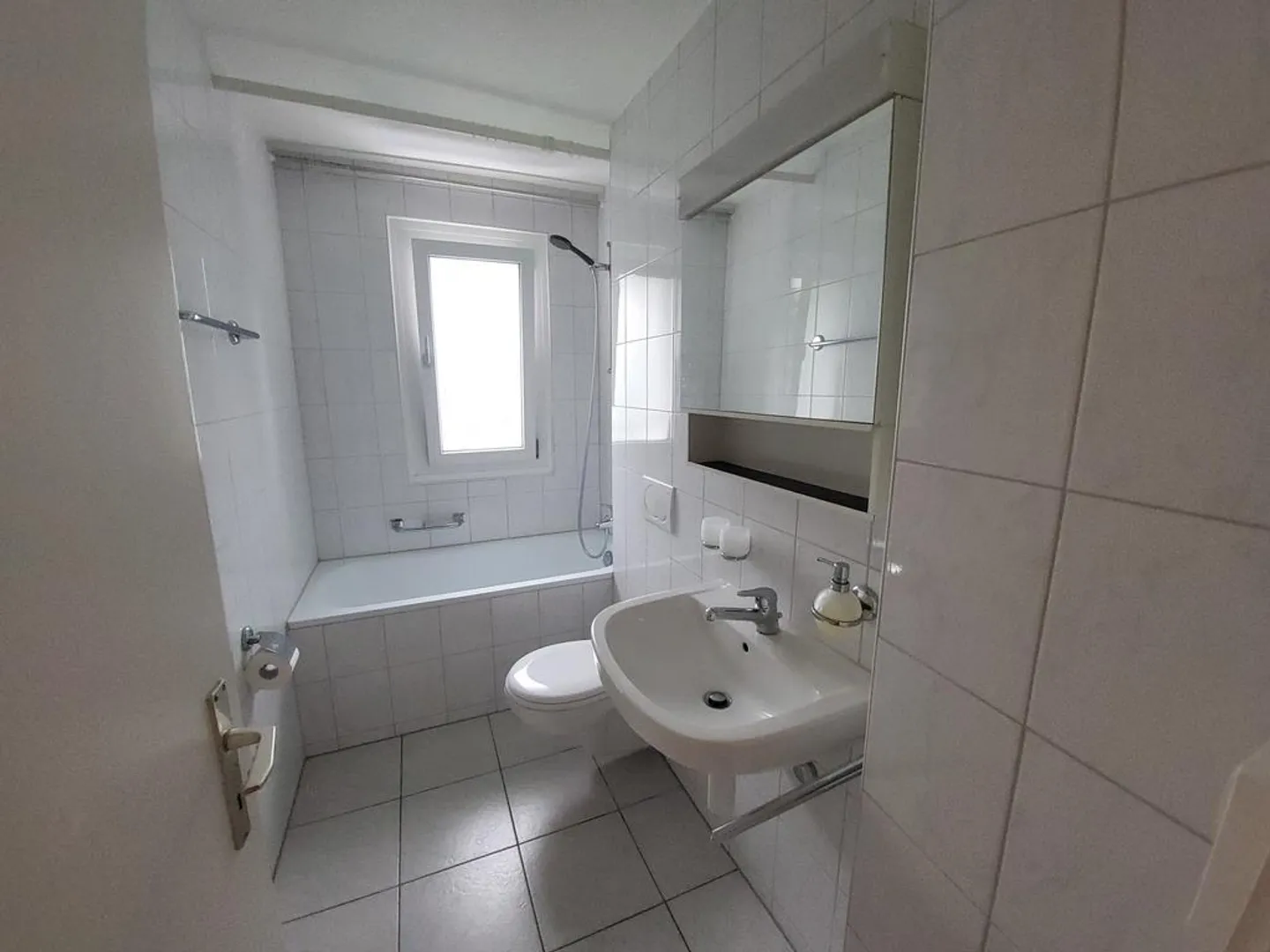 Appartement confortable près de la piscine - Photo 4 sur 8