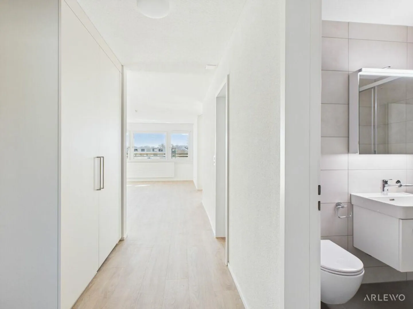 Opportunità di lago e shopping davanti alla tua porta - Foto 7 di 11