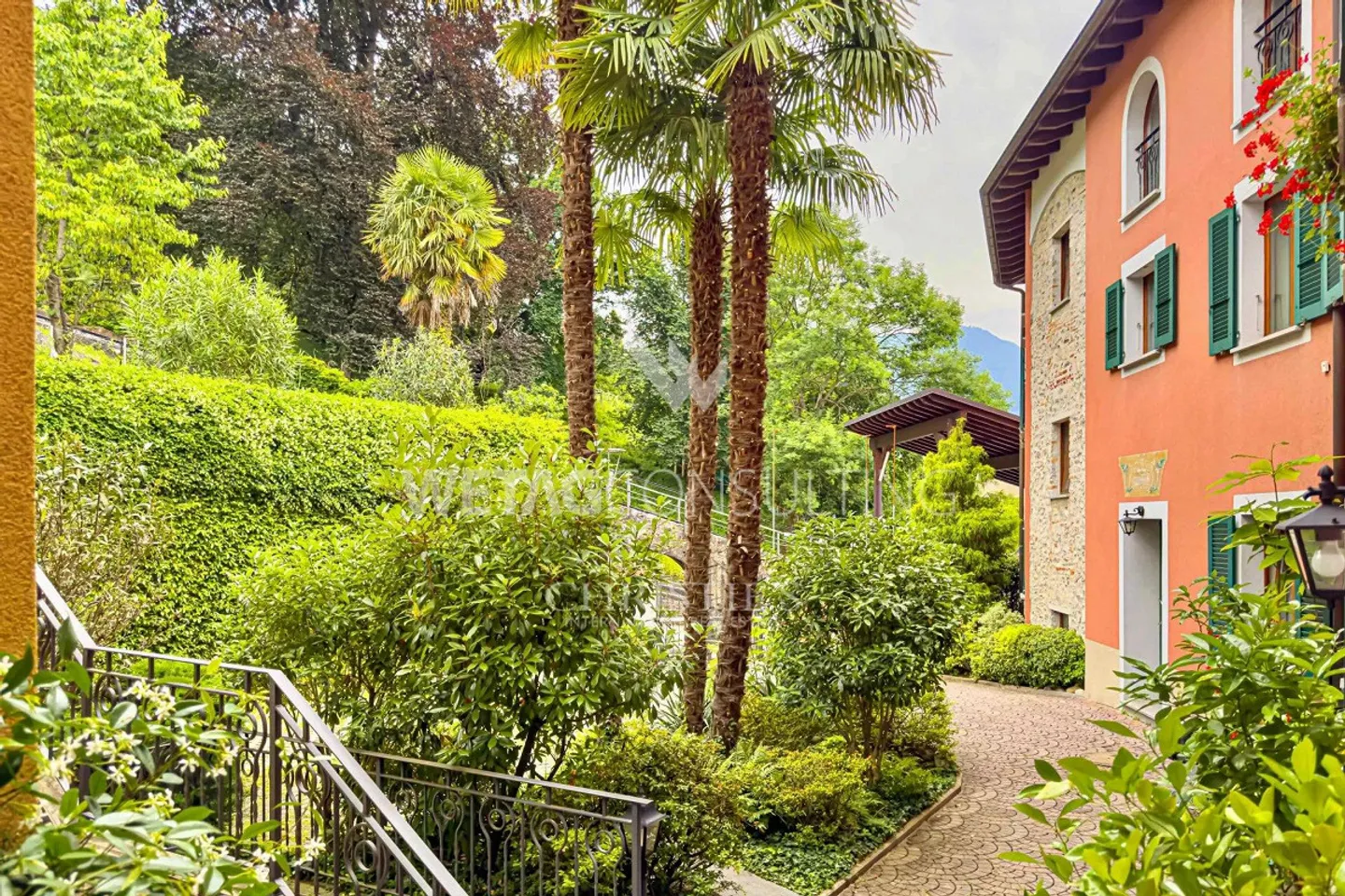 Lugano-Ruvigliana: appartamento elegante con vista mozzafiato sul lago - Foto 8 di 9