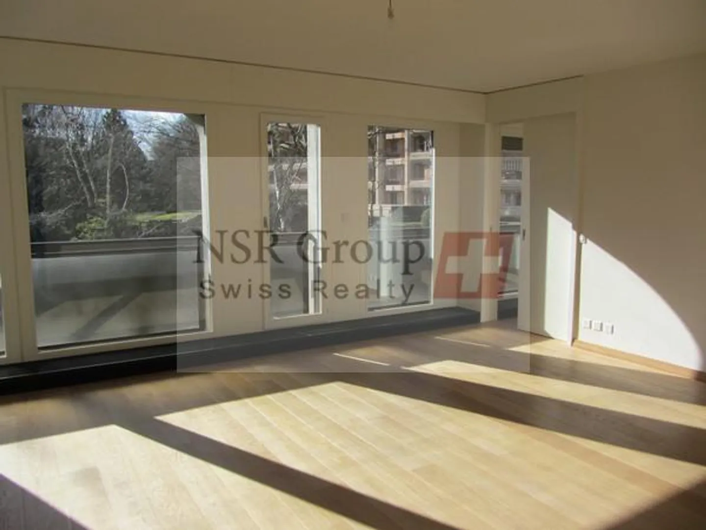 Klein-Saconnex - 4 Rooms in a Secured Residence with Swimming Pool - Photo 5 of 5