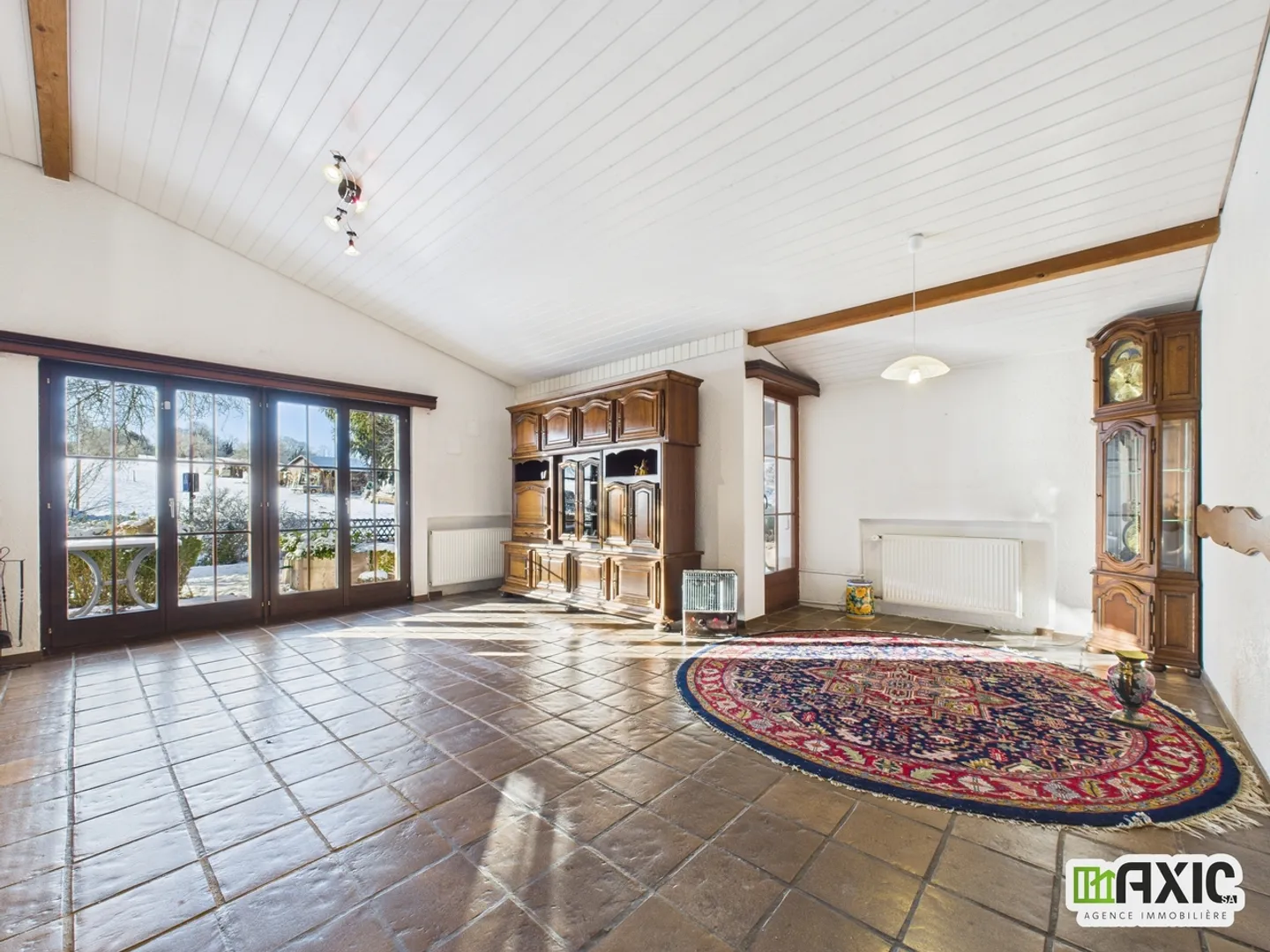 Casa di charme con grande potenziale e ampio terreno - Movelier -JU - Foto 3 di 13