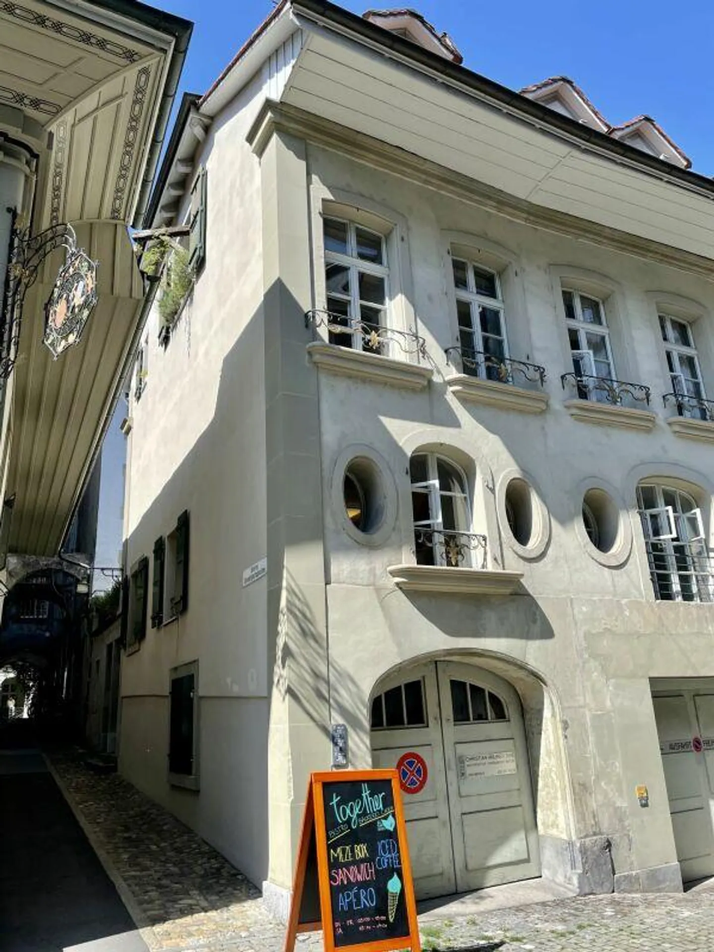 Wellness Oasis in the Heart of Bern's Old Town! - Photo 1 of 13