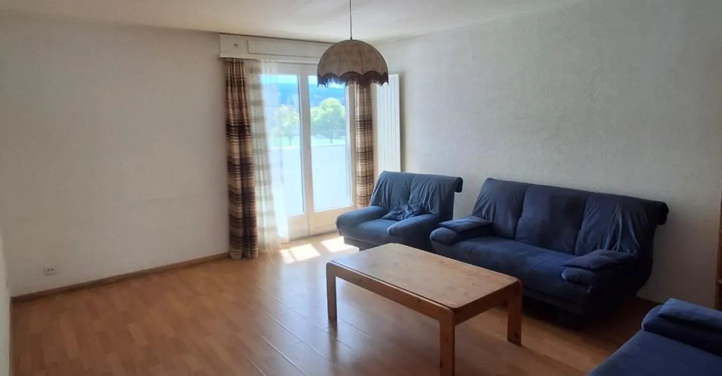 Helle 3,5-Zimmer-Wohnung mit Balkon - Foto 2 von 6