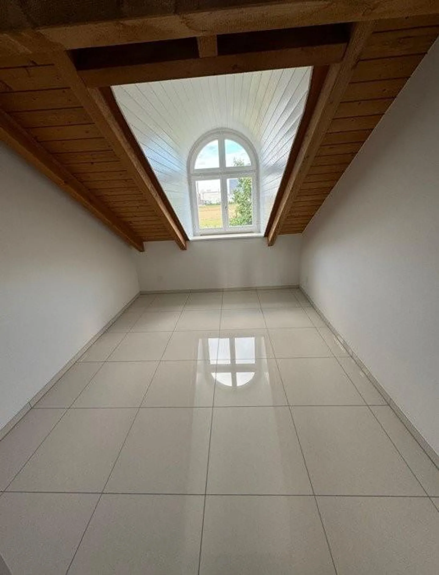 Schöne Dachwohnung! Ihr neues Zuhause im Zuchwil! - Foto 6 von 10