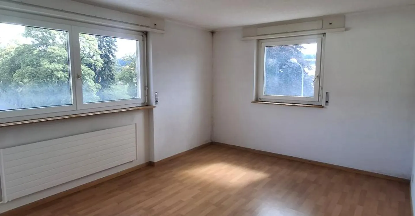 Helle 3,5-Zimmer-Wohnung mit Balkon - Foto 3 von 6