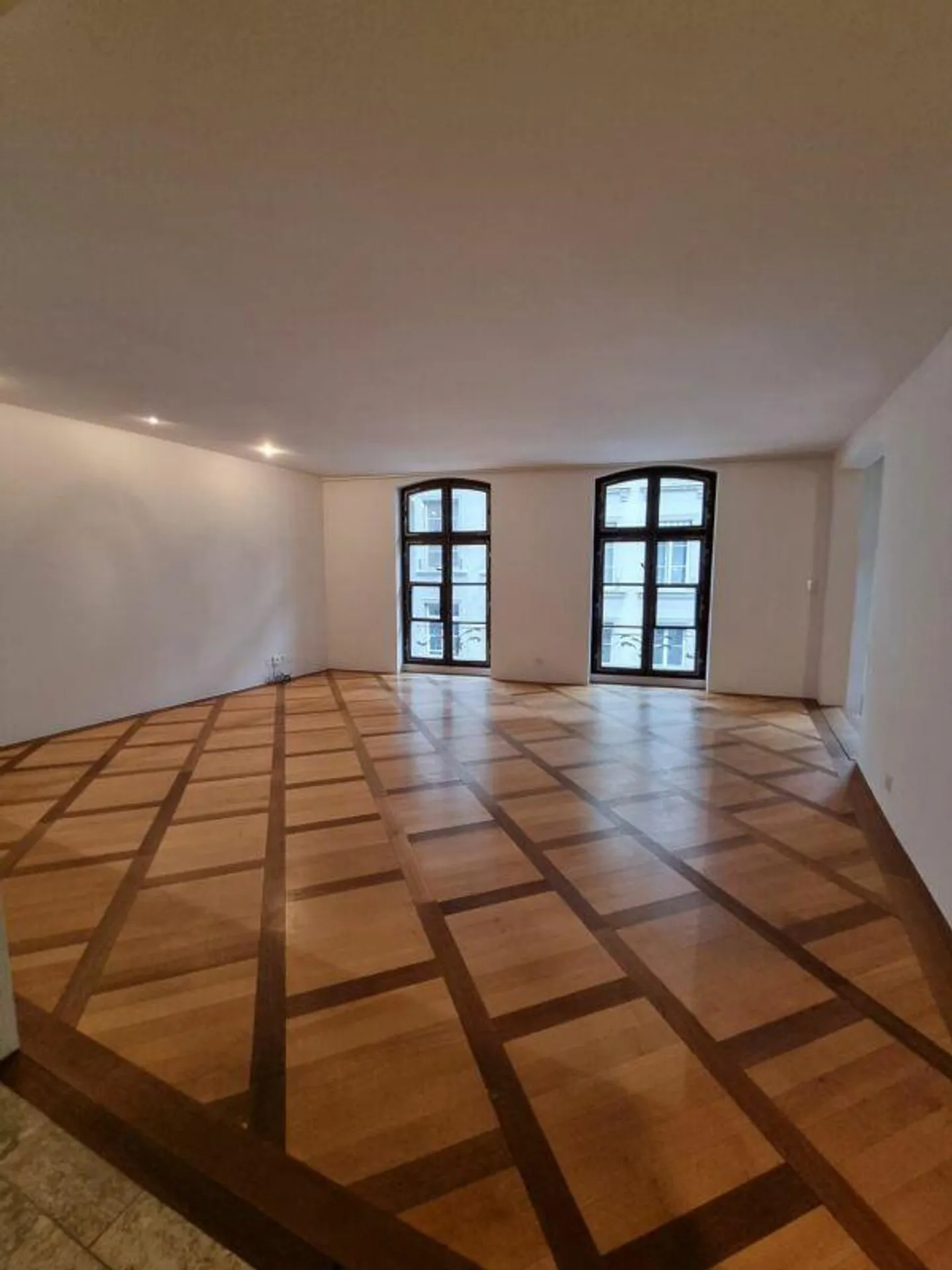 Wellness Oasis in the Heart of Bern's Old Town! - Photo 2 of 13