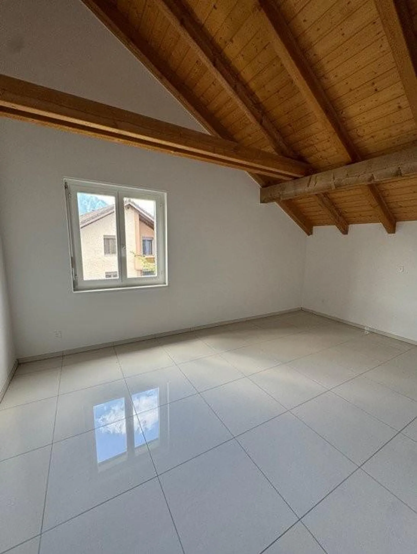 Schöne Dachwohnung! Ihr neues Zuhause im Zuchwil! - Foto 7 von 10