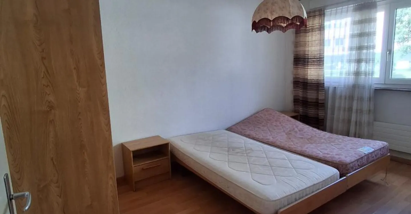 Helle 3,5-Zimmer-Wohnung mit Balkon - Foto 5 von 6