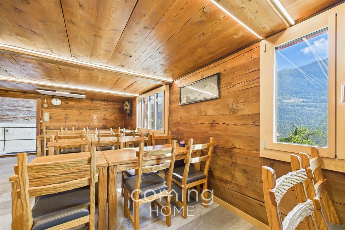Traditionsreiches Walliser Restaurant in Hohtenn - sonnig gelegen mit starkem Gäste­potenzial - Foto 1 von 12