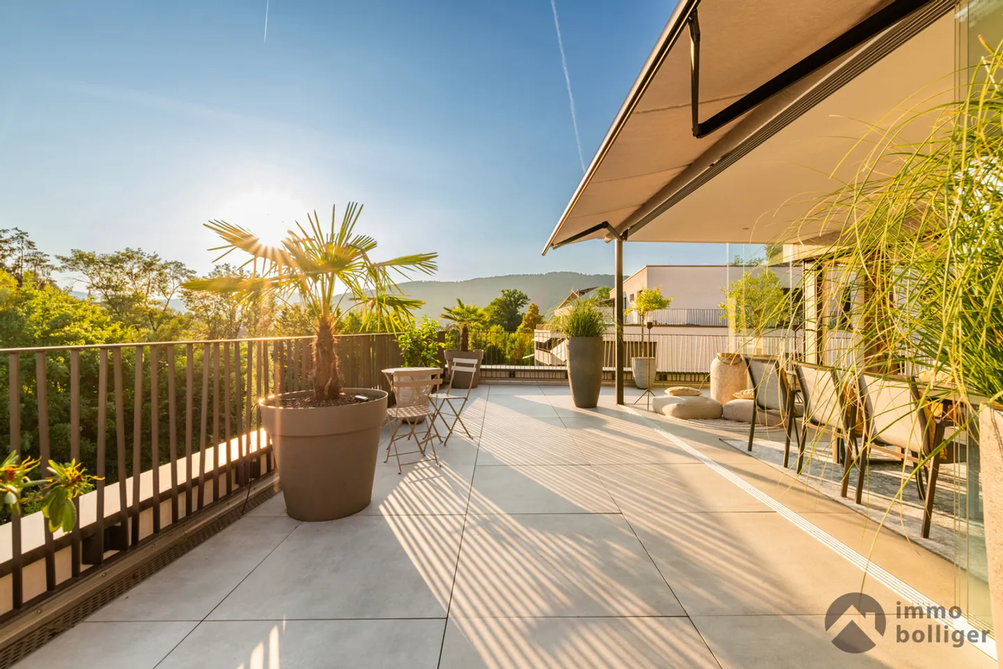 Appartement Attique Exquis avec Vue - Photo 9 sur 12