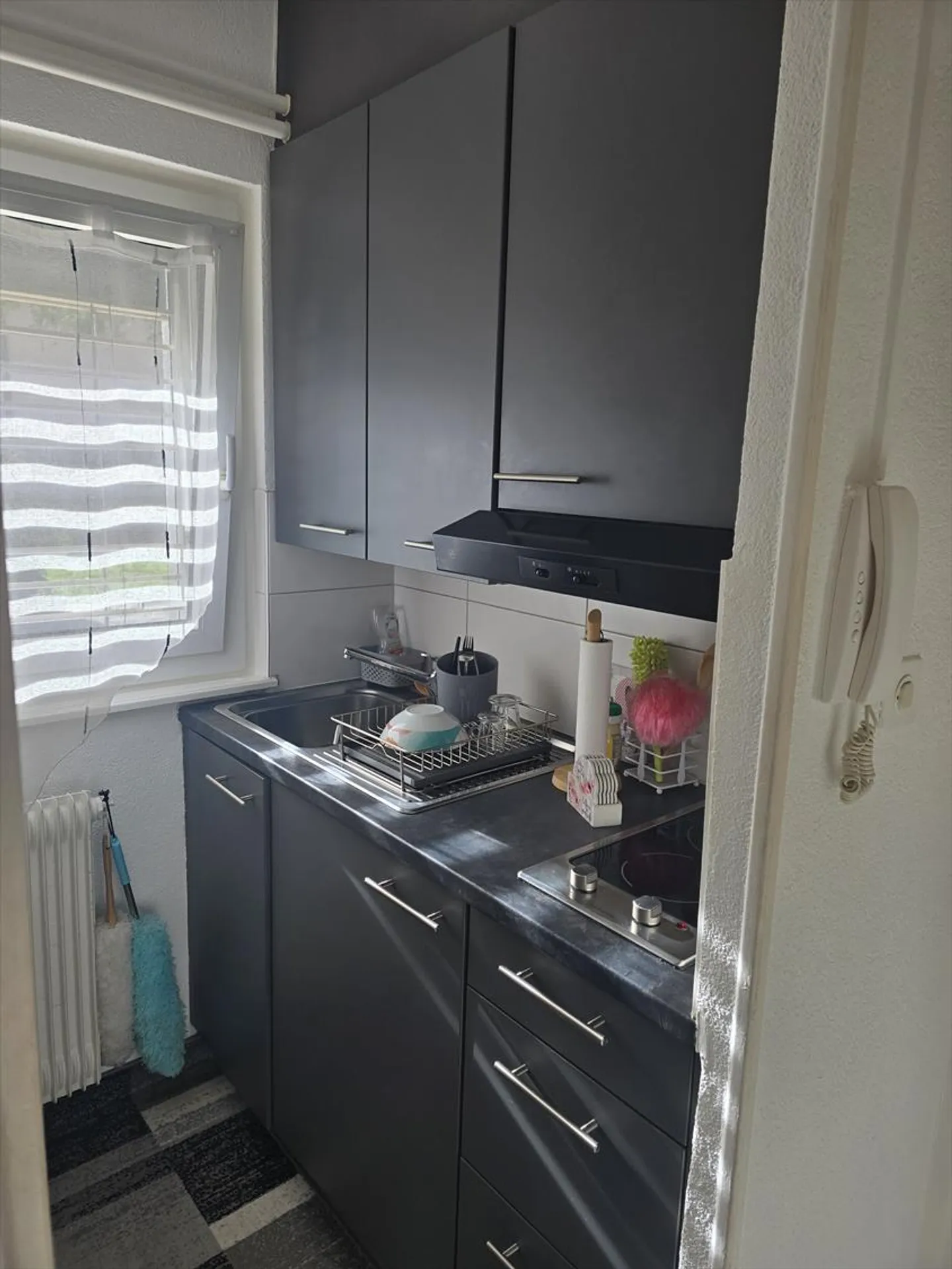 2.5 Room Apartment - Photo 2 of 4