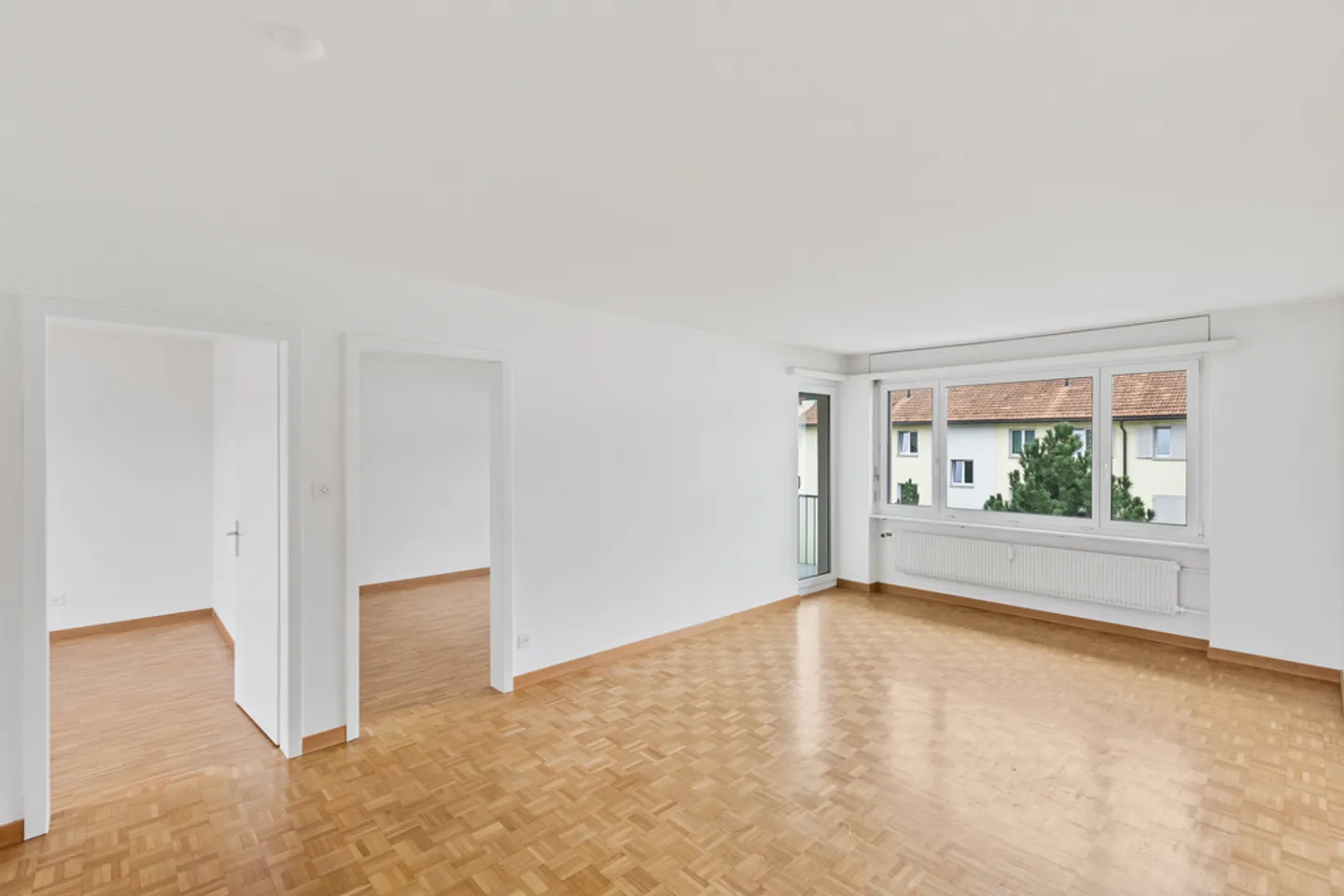 4-room apartment - Photo 3 of 8