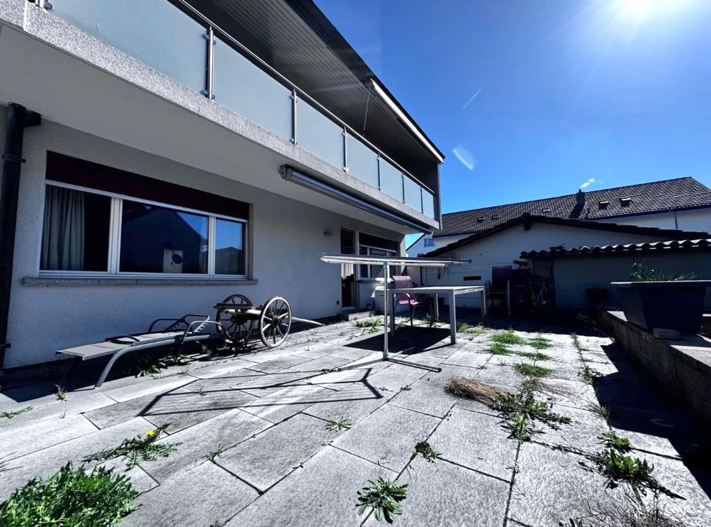 Spacious Family Home with Garden - Photo 10 of 21