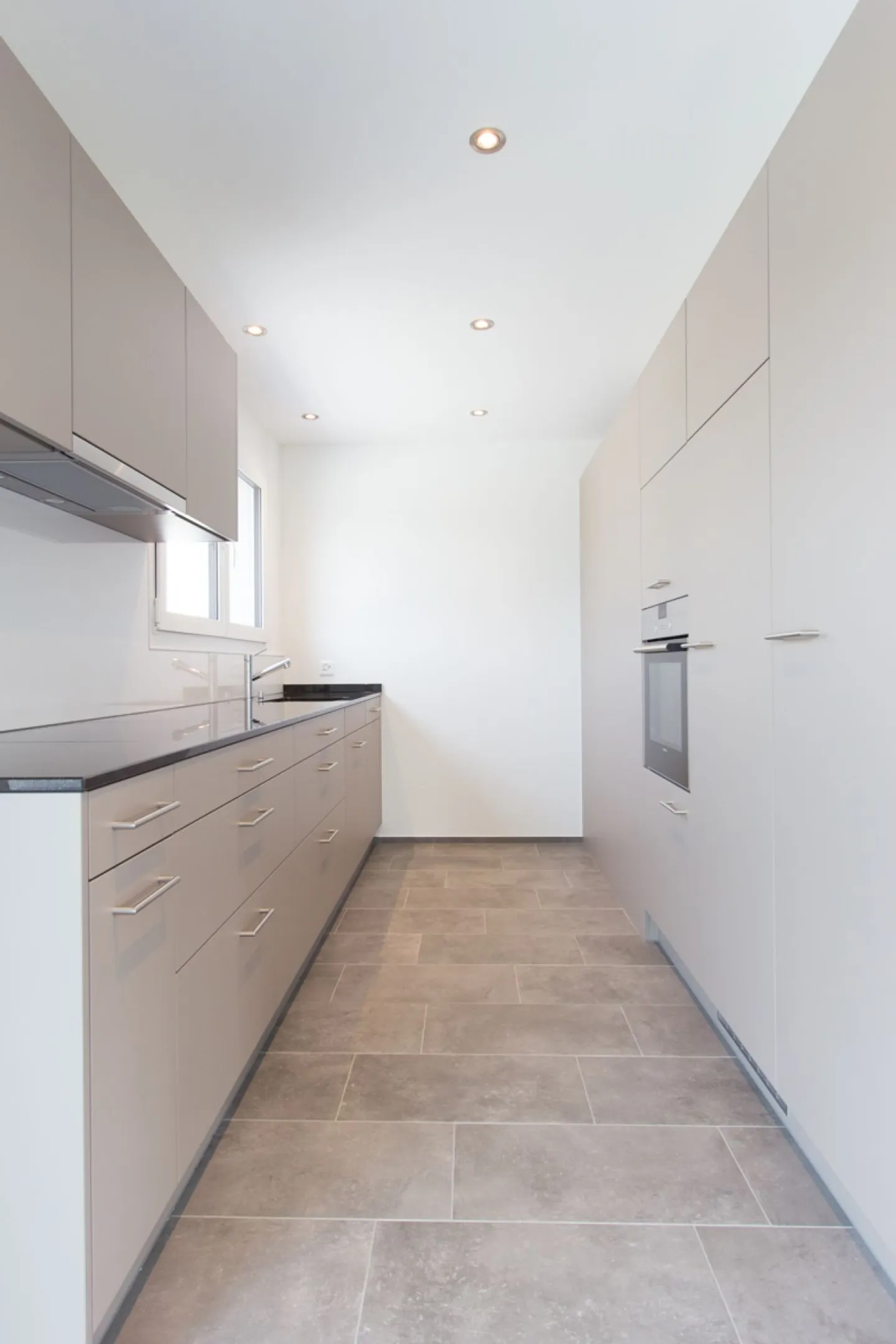 Ottimo appartamento attico di 2,5 stanze - Foto 4 di 9