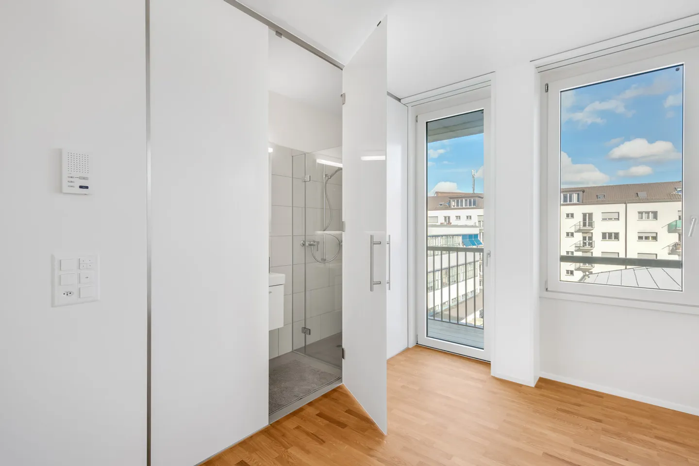 Superbe appartement individuel dans le meilleur emplacement urbain ! Louez sans dépôt ! - Photo 4 sur 5