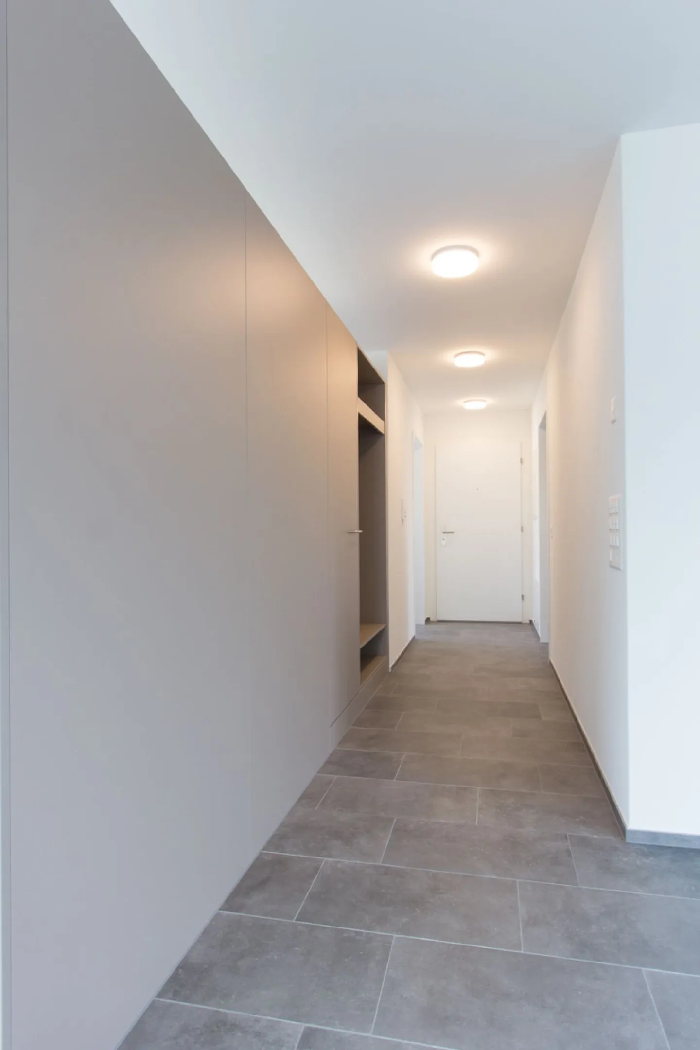 Ottimo appartamento attico di 2,5 stanze - Foto 6 di 9