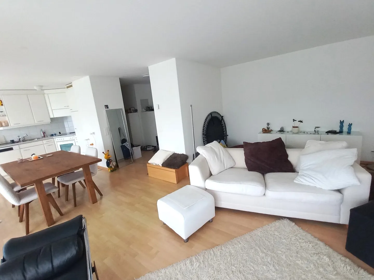 Charmant appartement 2.5 pièces - Photo 2 sur 10