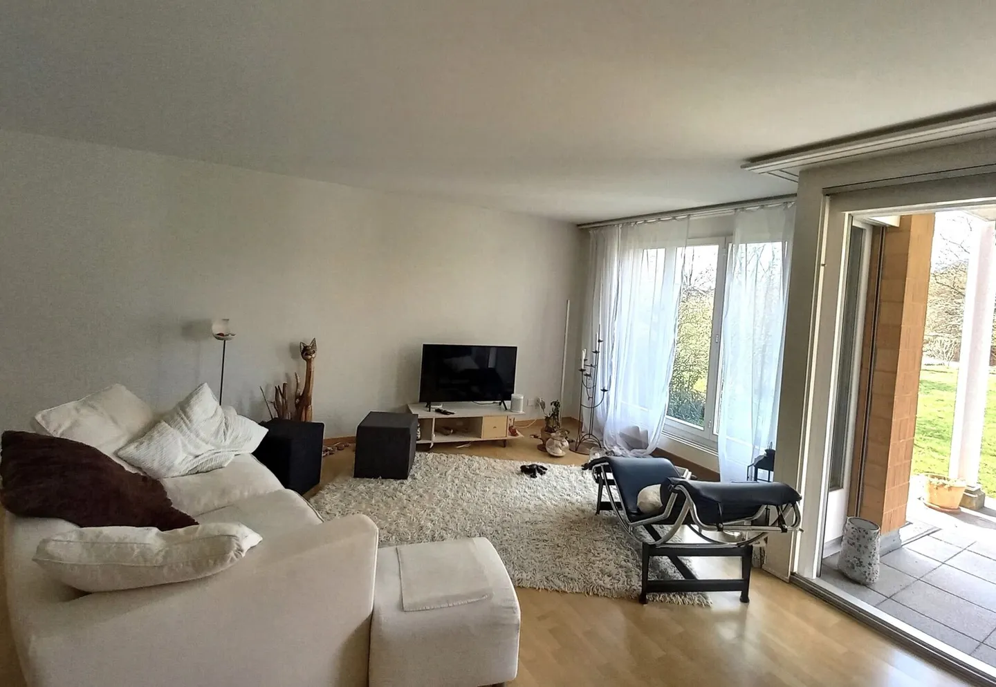 Charmant appartement 2.5 pièces - Photo 3 sur 10