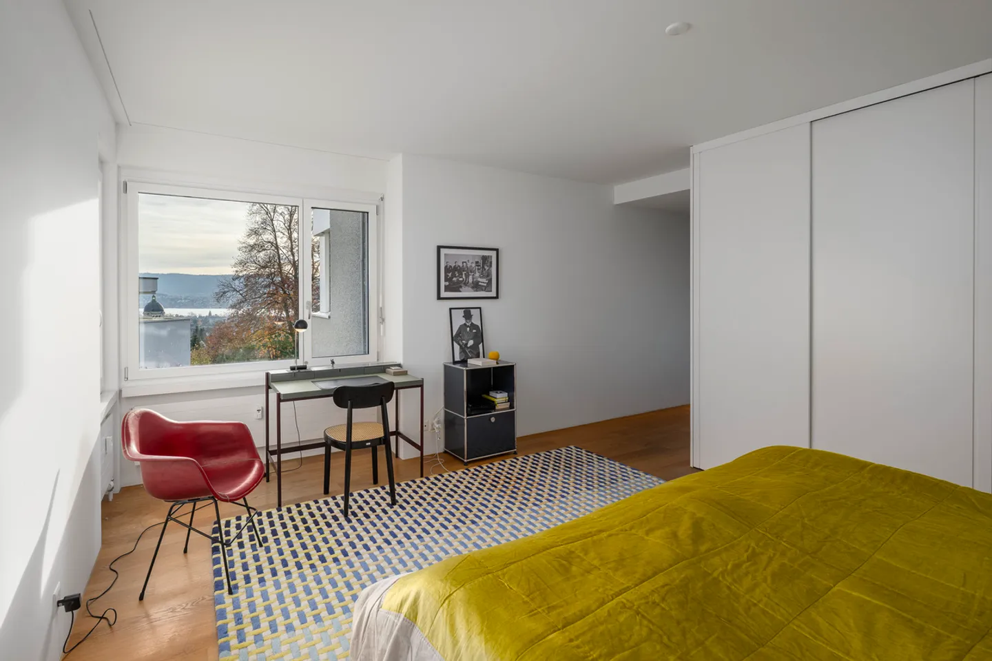 Top modernized condominium in the best view location in Zurich - Photo 5 of 10