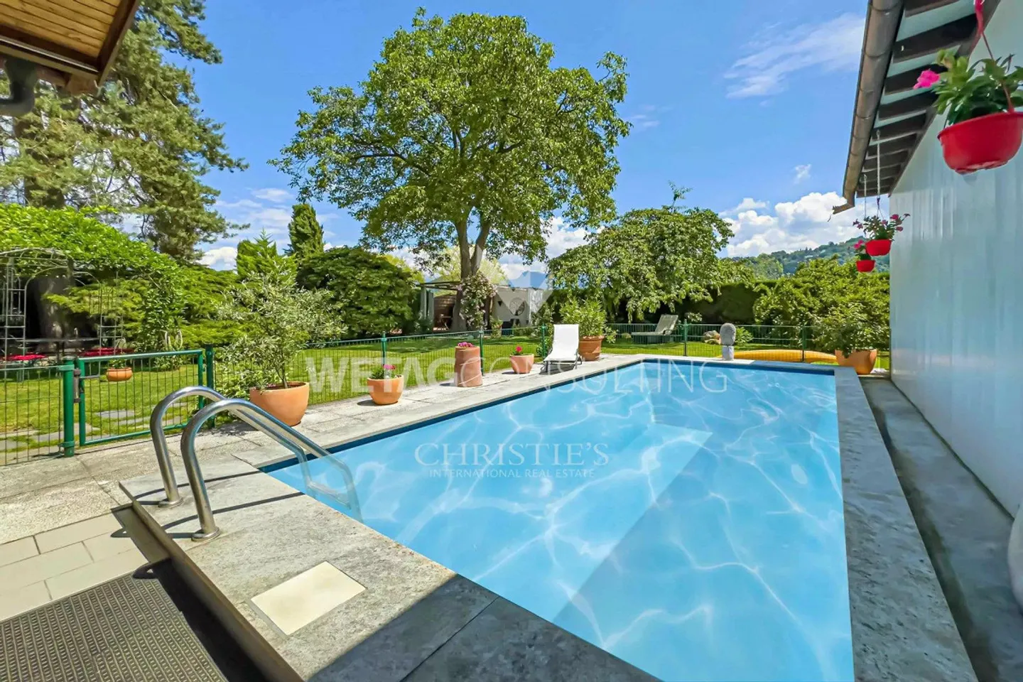 Lugano-Magliaso: bella villa nel verde, con piscina e vicino a... - Foto 6 di 13