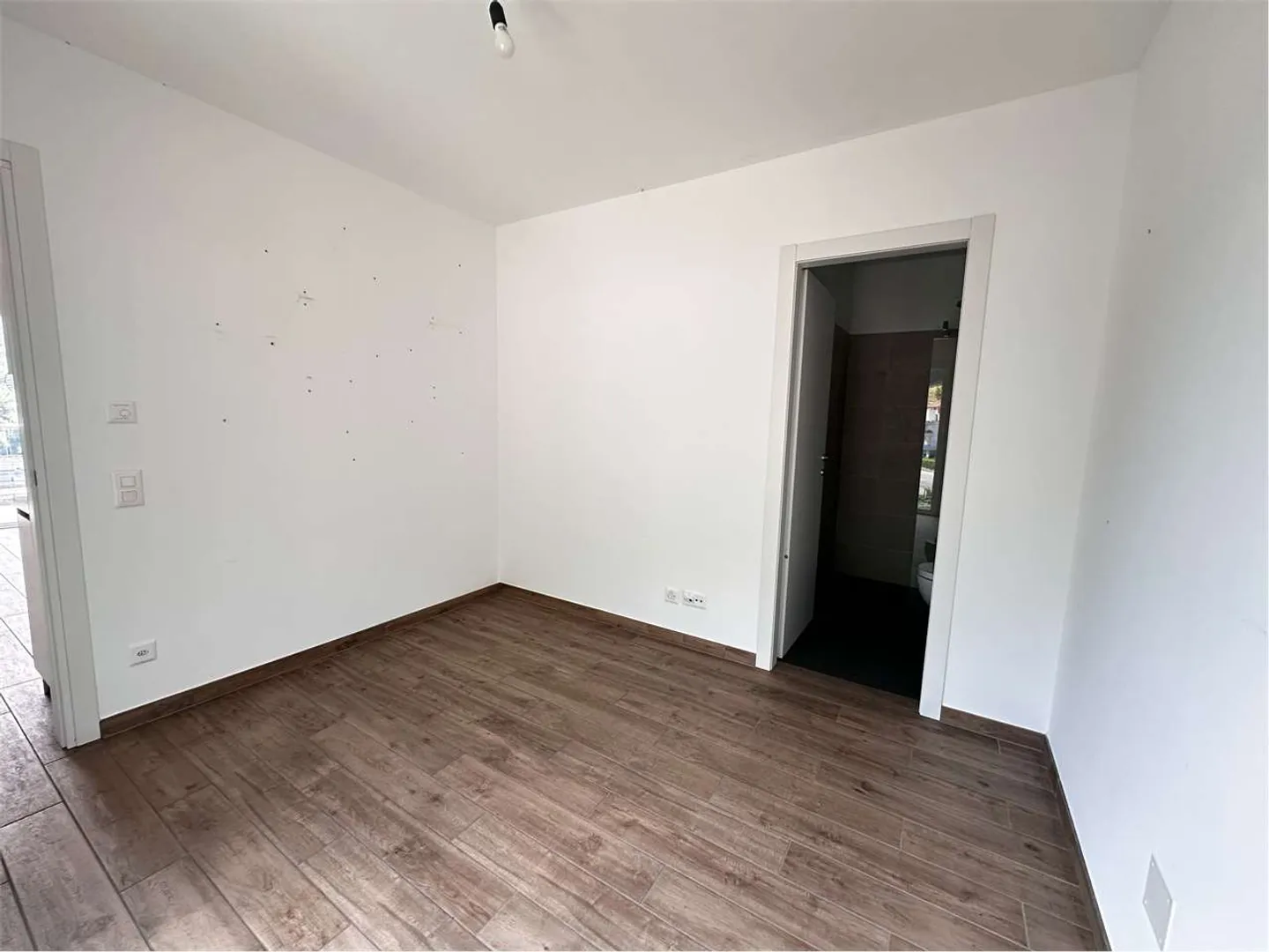 Spacious 4.5-room apartment with terrace and lake view - Photo 14 of 20