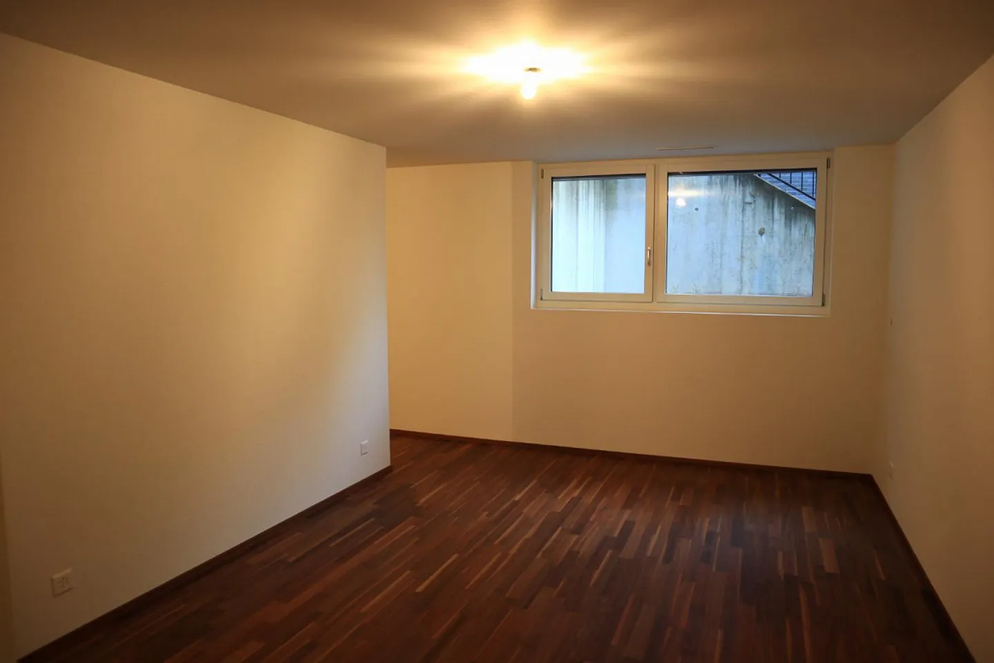 Noble 5.5-Room Terrace Apartment in Pfeffingen - Photo 10 of 14