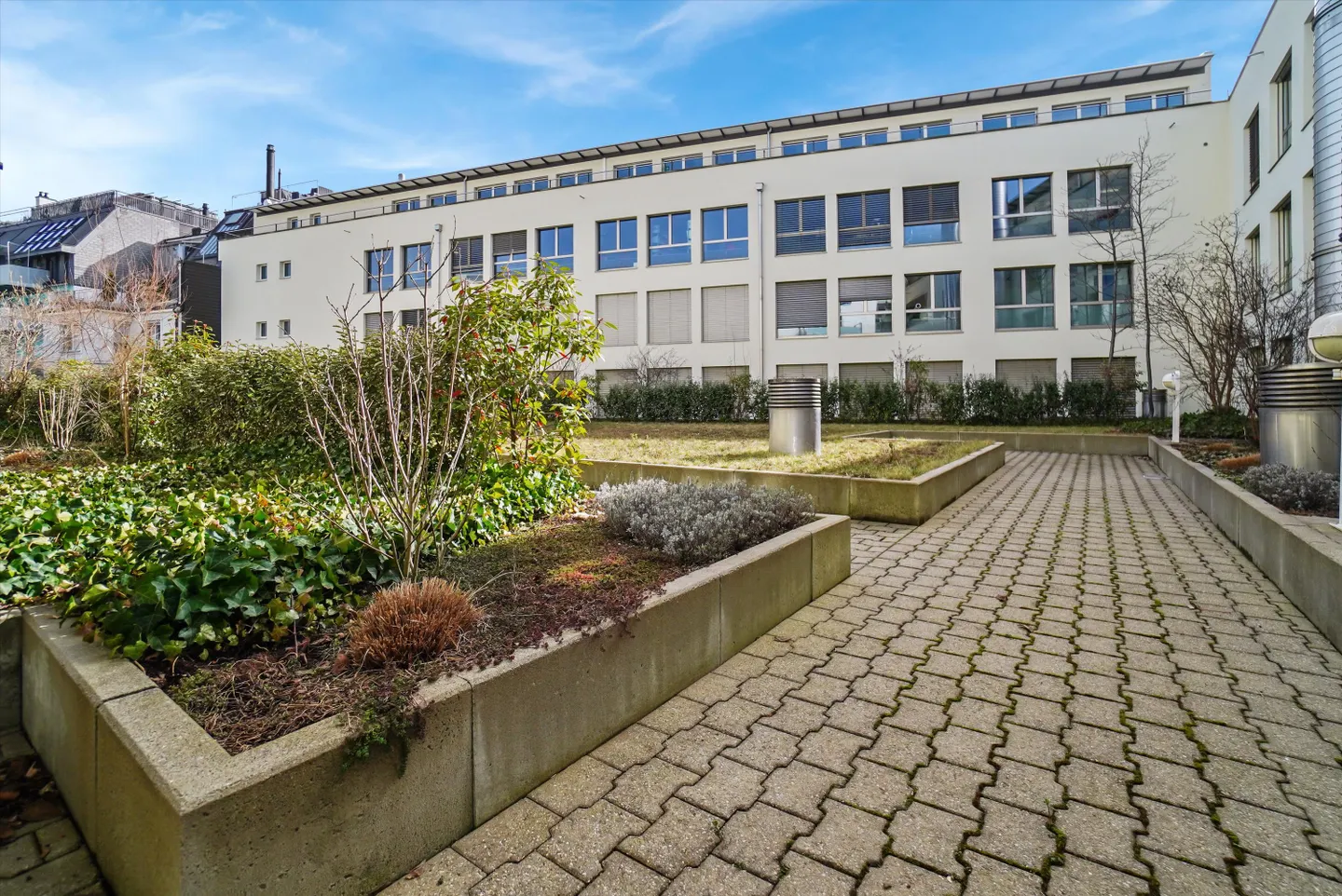 Modernes Apartment im Bielerhof - Foto 1 von 6