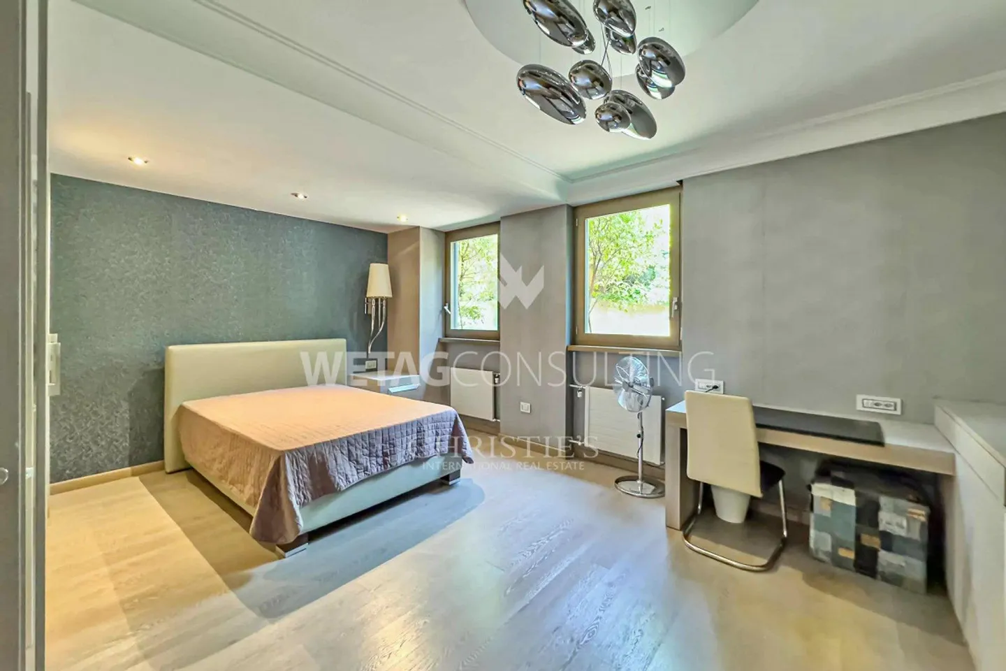 Lugano-Magliaso: magnifica villa con piscina interna, direttamente sul lago di Lugano - Foto 10 di 13