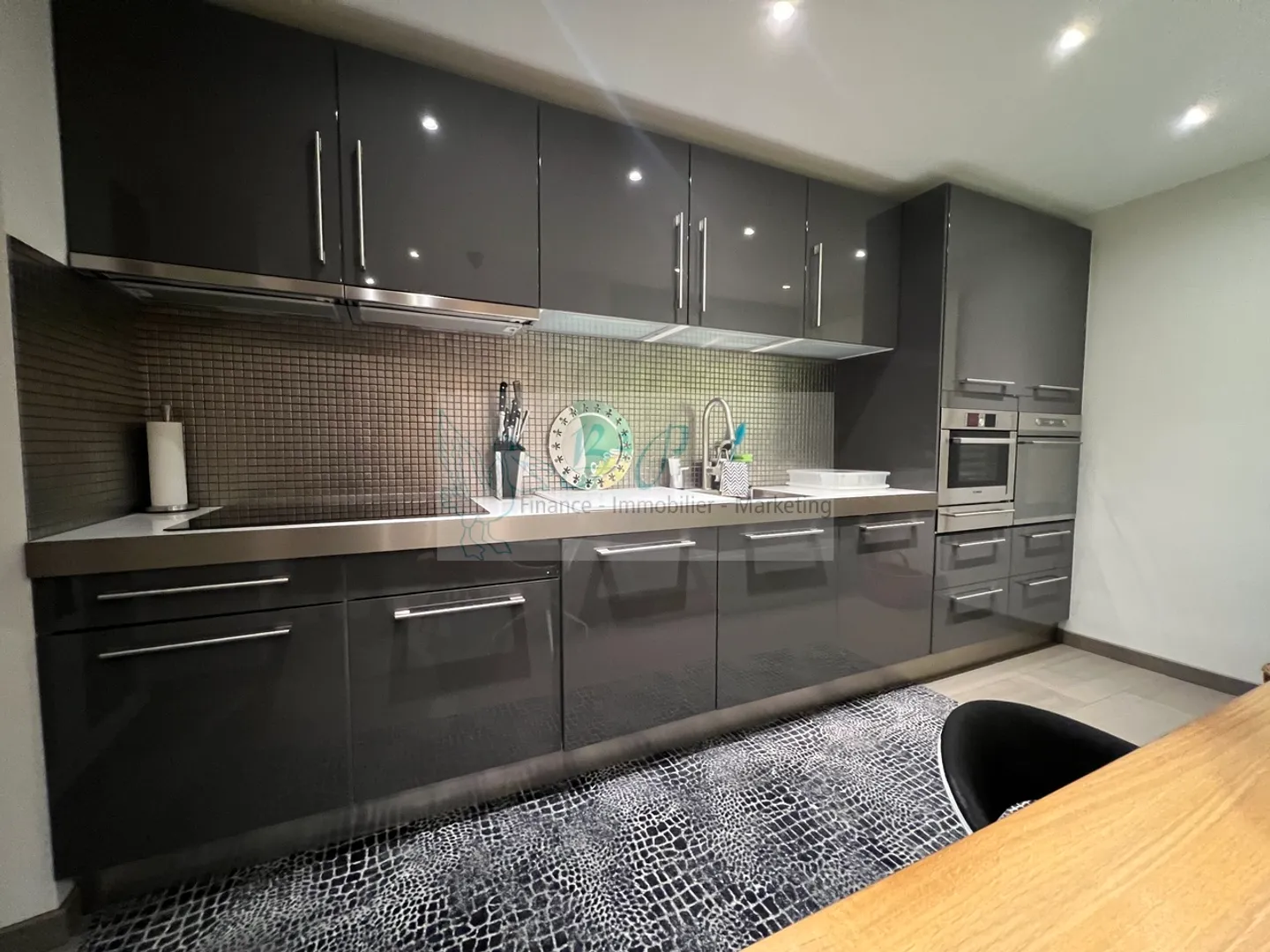 Casa singola in affitto - Foto 1 di 13