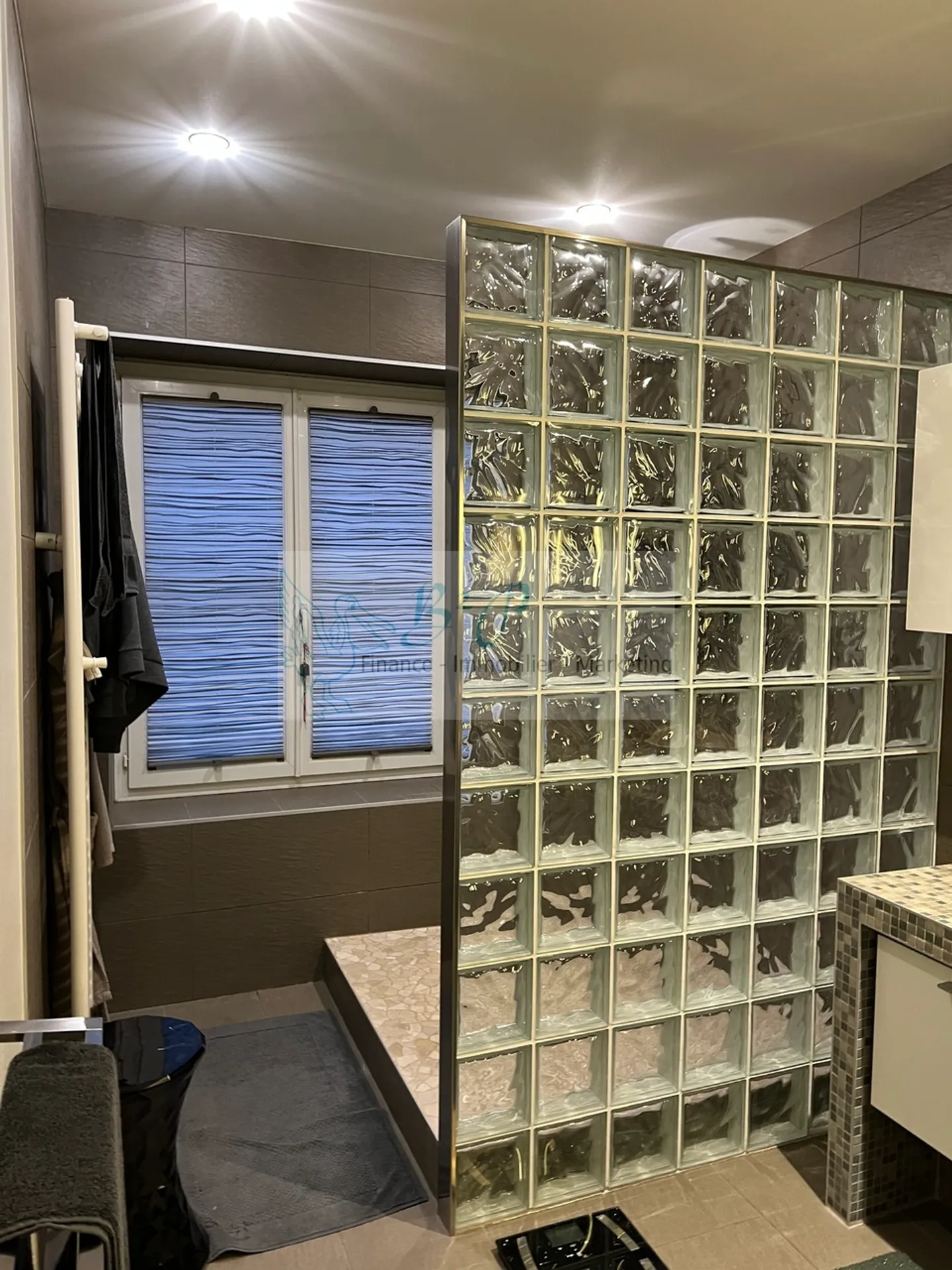 Casa singola in affitto - Foto 3 di 13