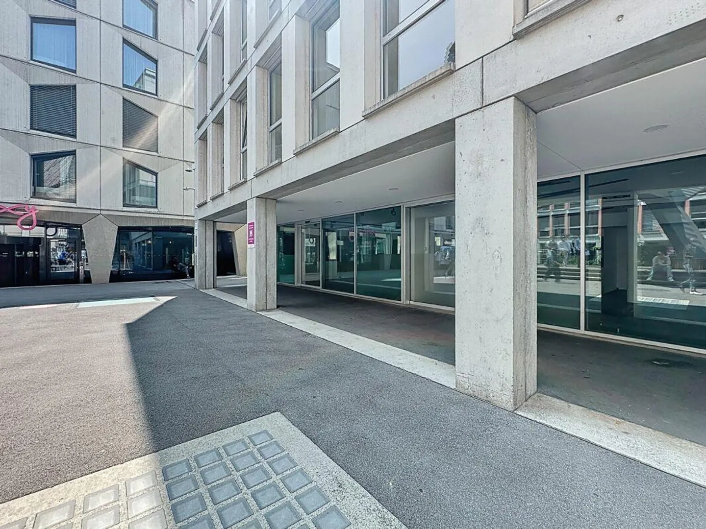 Arcade commerciale, 650 m2, quartiere del Flon - Foto 7 di 8