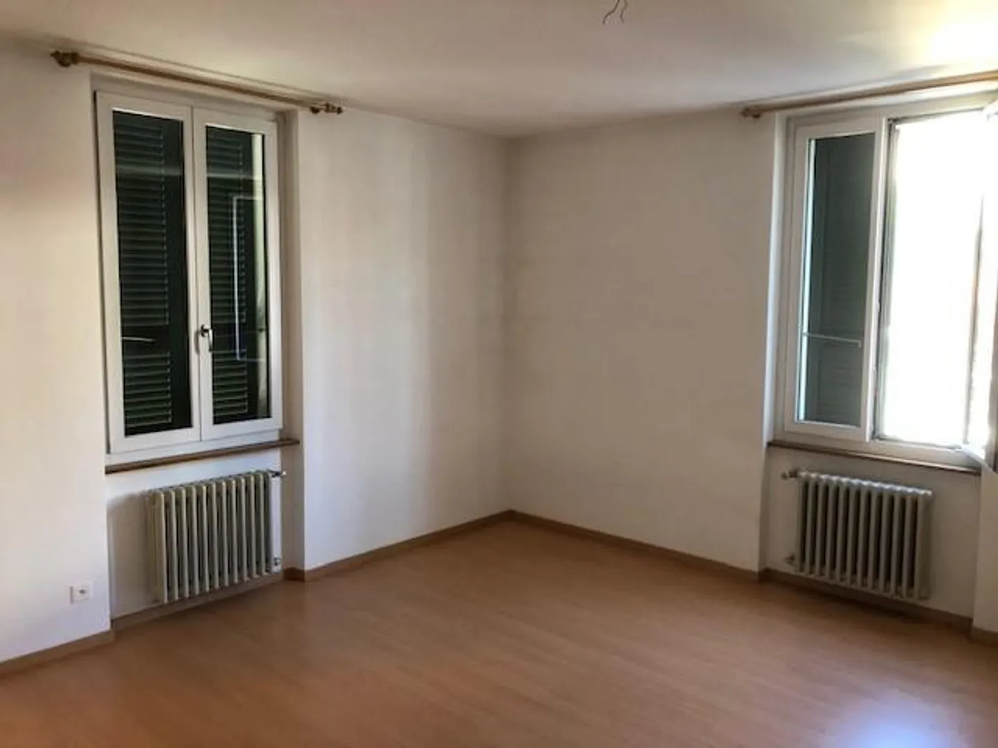 Appartement/Bureau à Louer - Photo 2 sur 10