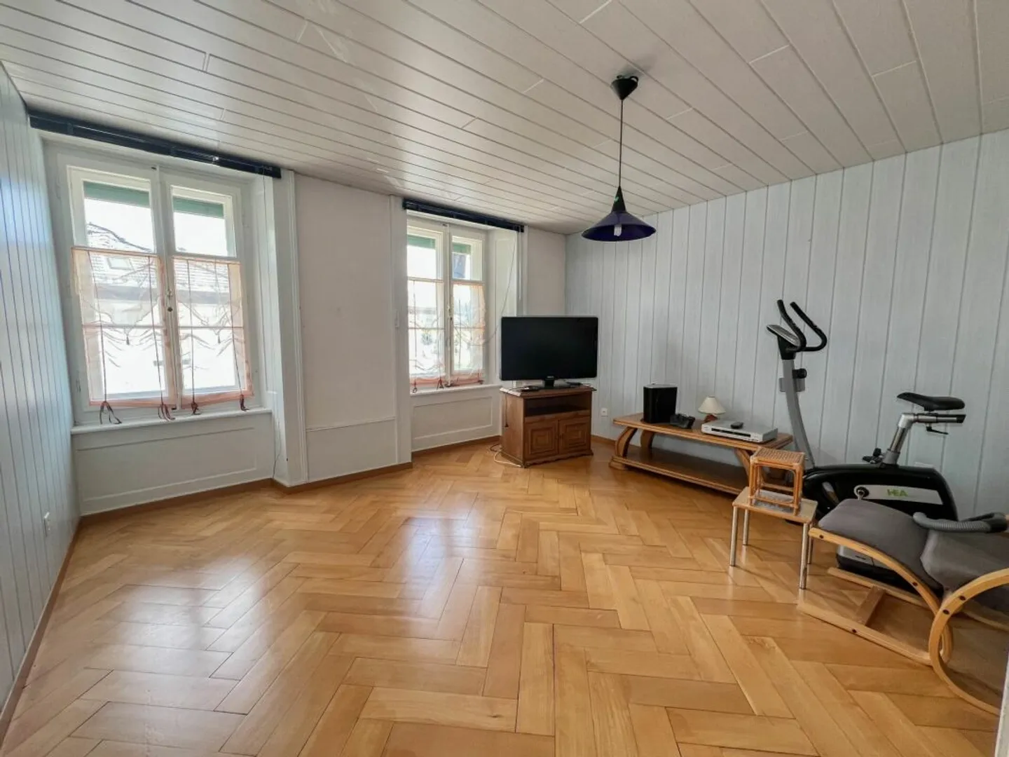 Ideal building with parking spaces and a yield of 6.5% - Photo 8 of 14