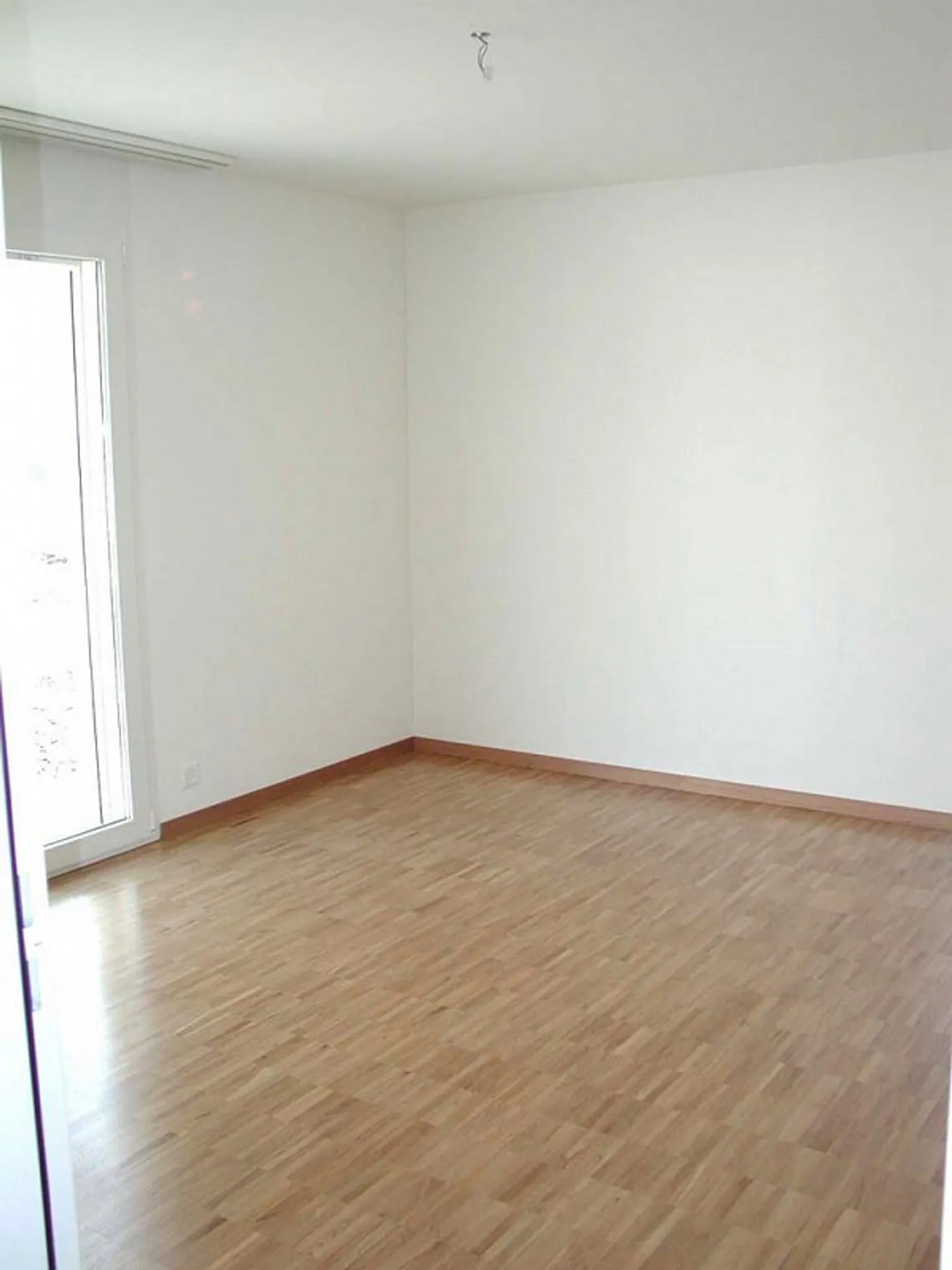 Appartement lumineux et confortable dans un quartier familial - Photo 4 sur 9
