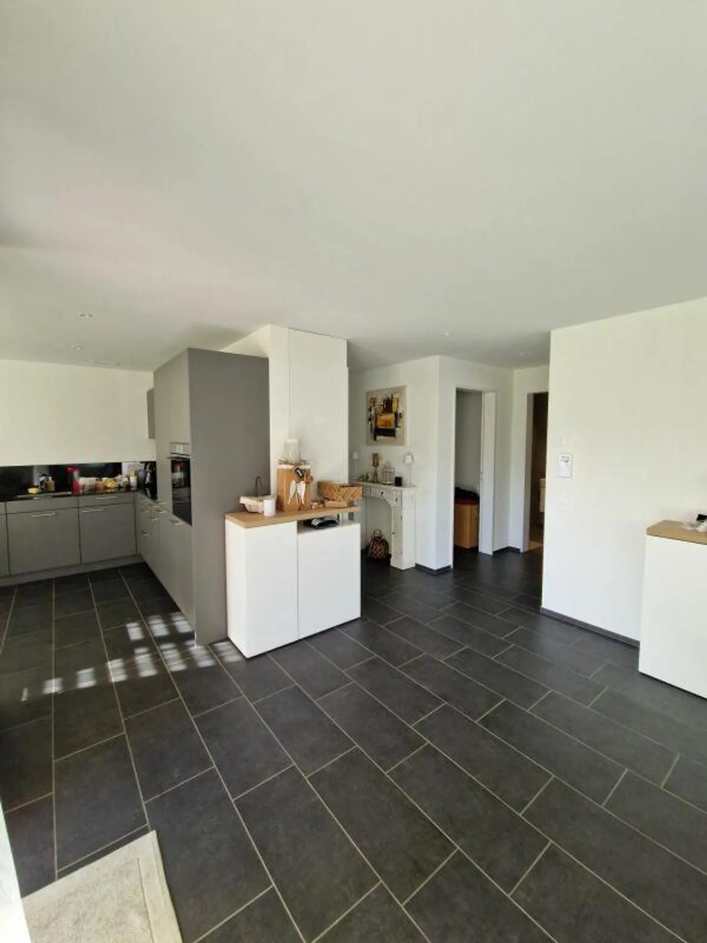 Modern 3.5-room apartment in the heart of Uffikon - Photo 5 of 5