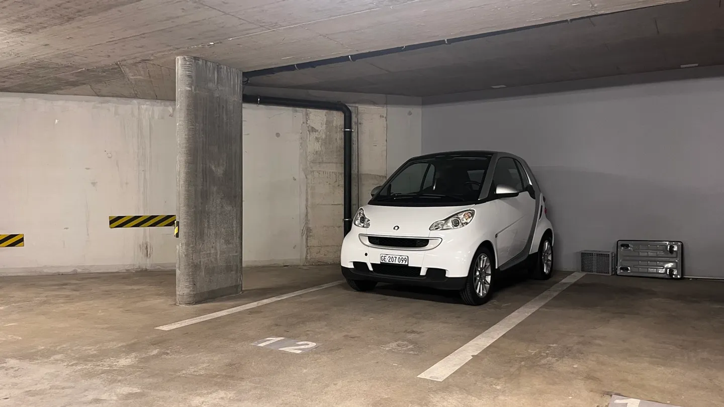 Nuovo: Attico di 4 stanze con balcone, terrazza e vista sul Giura - Foto 10 di 10