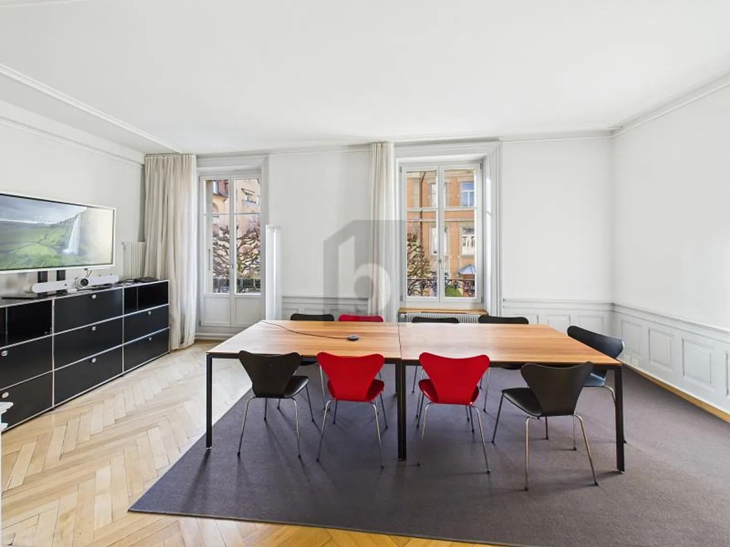 MODERN, CENTRAL AND READY TO START - Photo 4 of 6