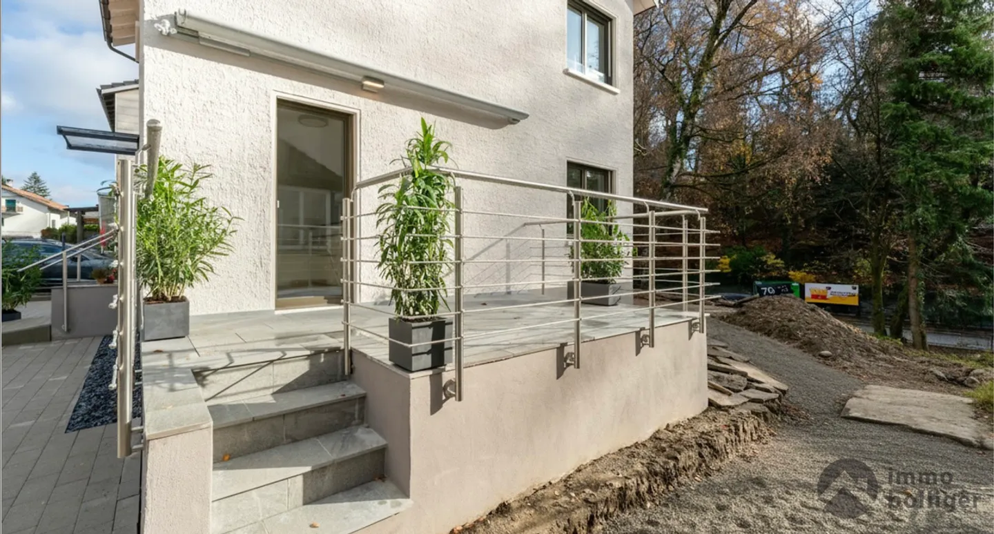 Casa moderna ristrutturata in una posizione ambita a Olten - Foto 14 di 16