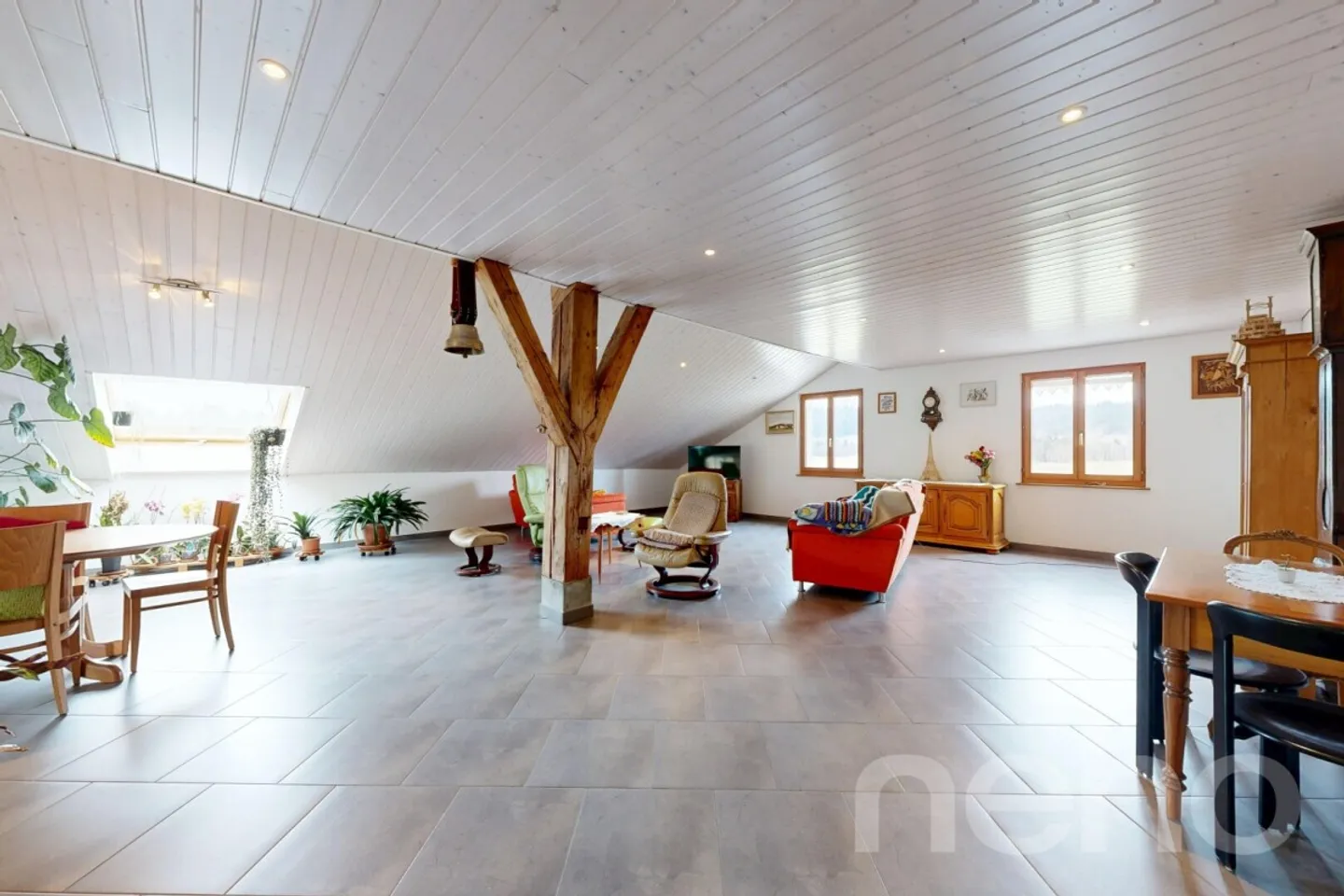 Casa di 380 m² con alto potenziale di rendimento - Foto 1 di 12
