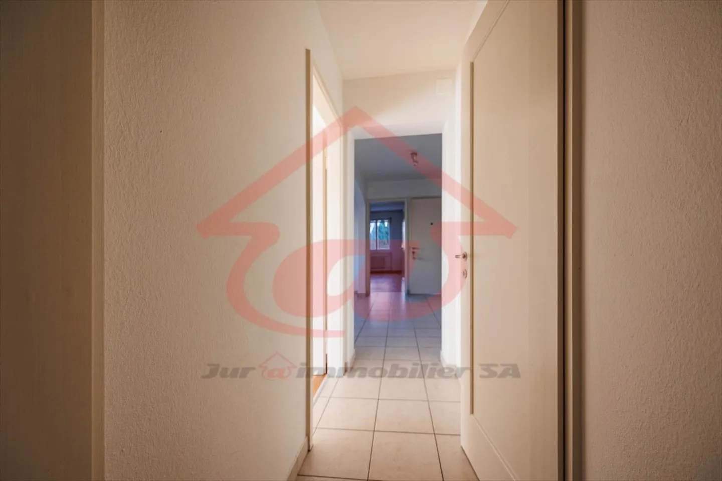 3.5 Room Apartment - Photo 6 of 18