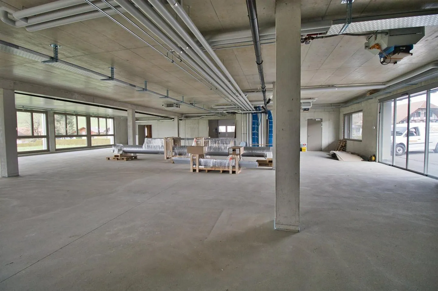 Modern, centrally located and versatile commercial spaces - Photo 7 of 15